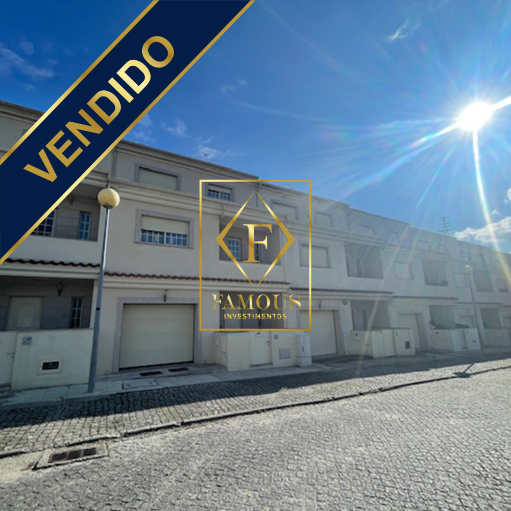 Fantástica Moradia em banda T5, inserida em urbanização recente, em Ponte Guimarães!!!